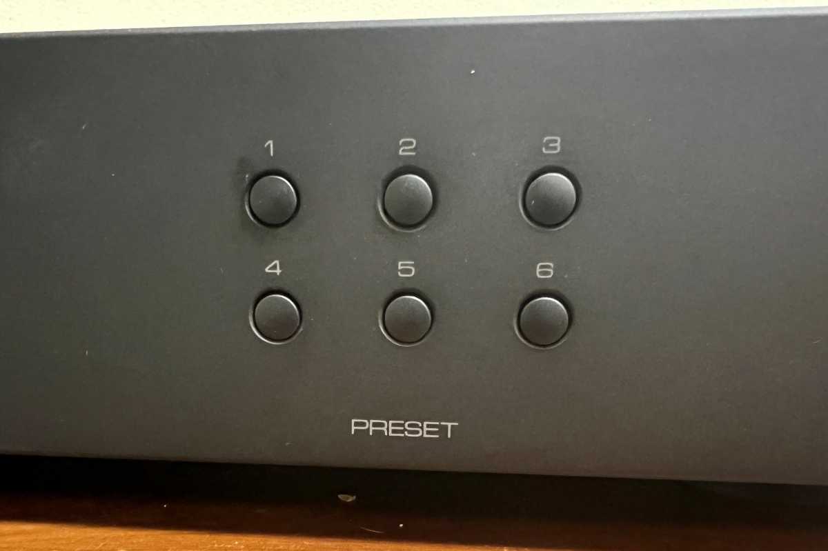 Audiolab 600N Play preset buttons