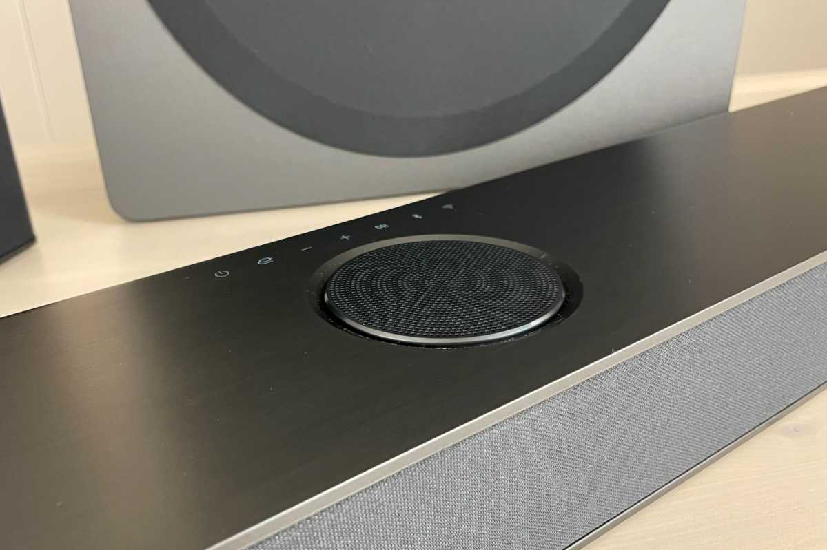 LG S95QR center height speaker