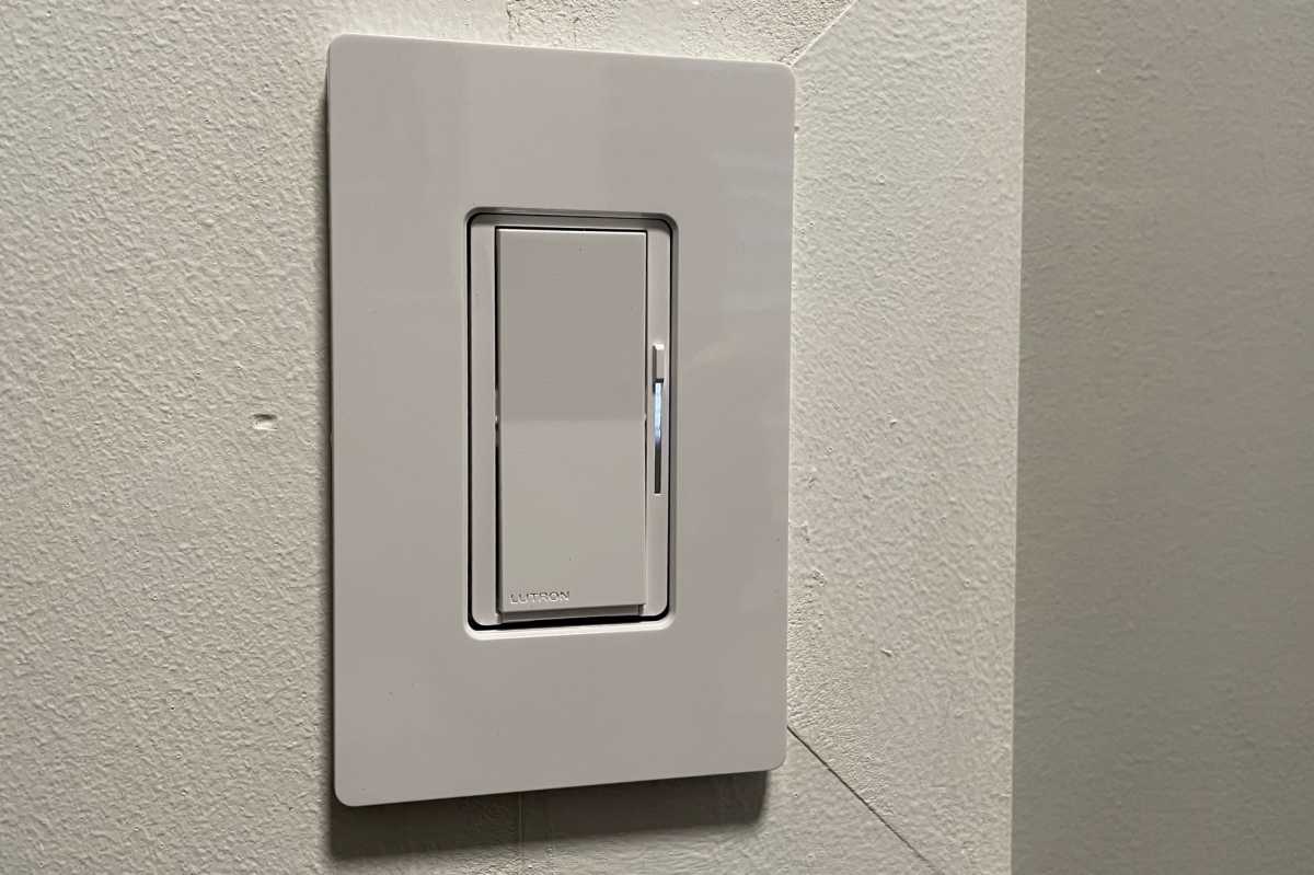 Lutron Diva Smart Dimmer installed