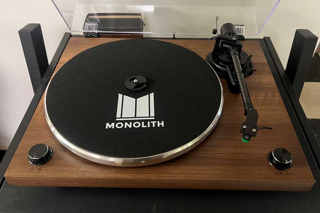 Monolith 600046 turntable