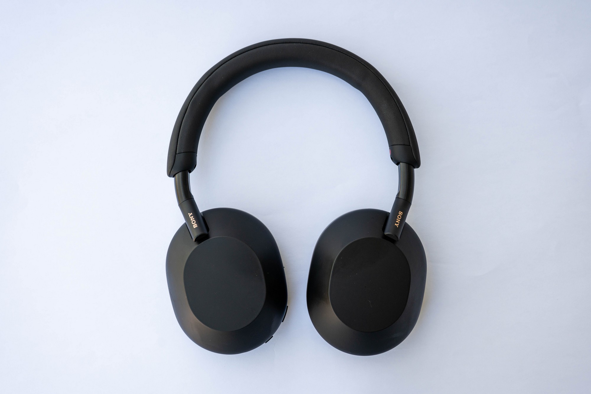 Sony WH-1000XM5 -- Best over-ear noise-cancelling headphone (tie with Bose QuietComfort Ultra Headphones)